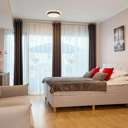 Appartement Stylish With Terrace, Parking And Ac *